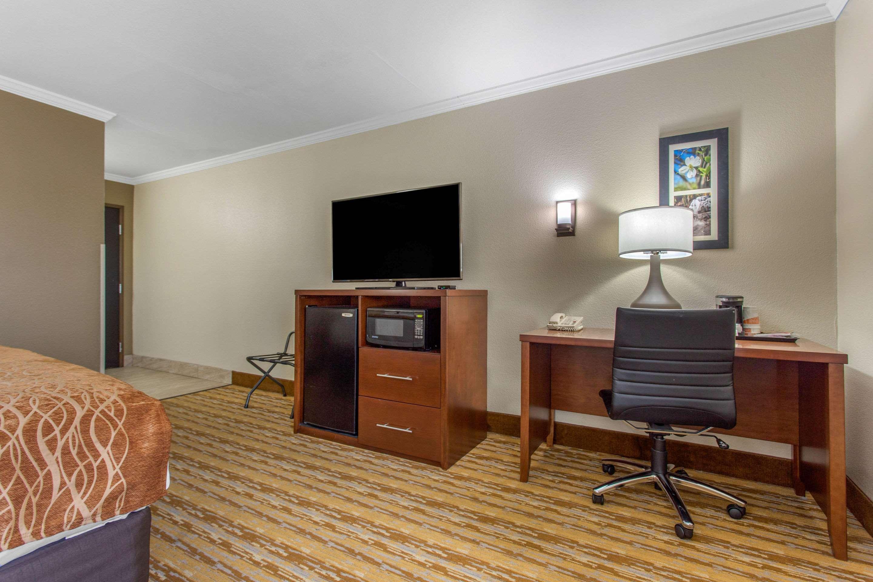 Comfort Inn Asheville East-Blue Ridge Pkwy Access Ngoại thất bức ảnh