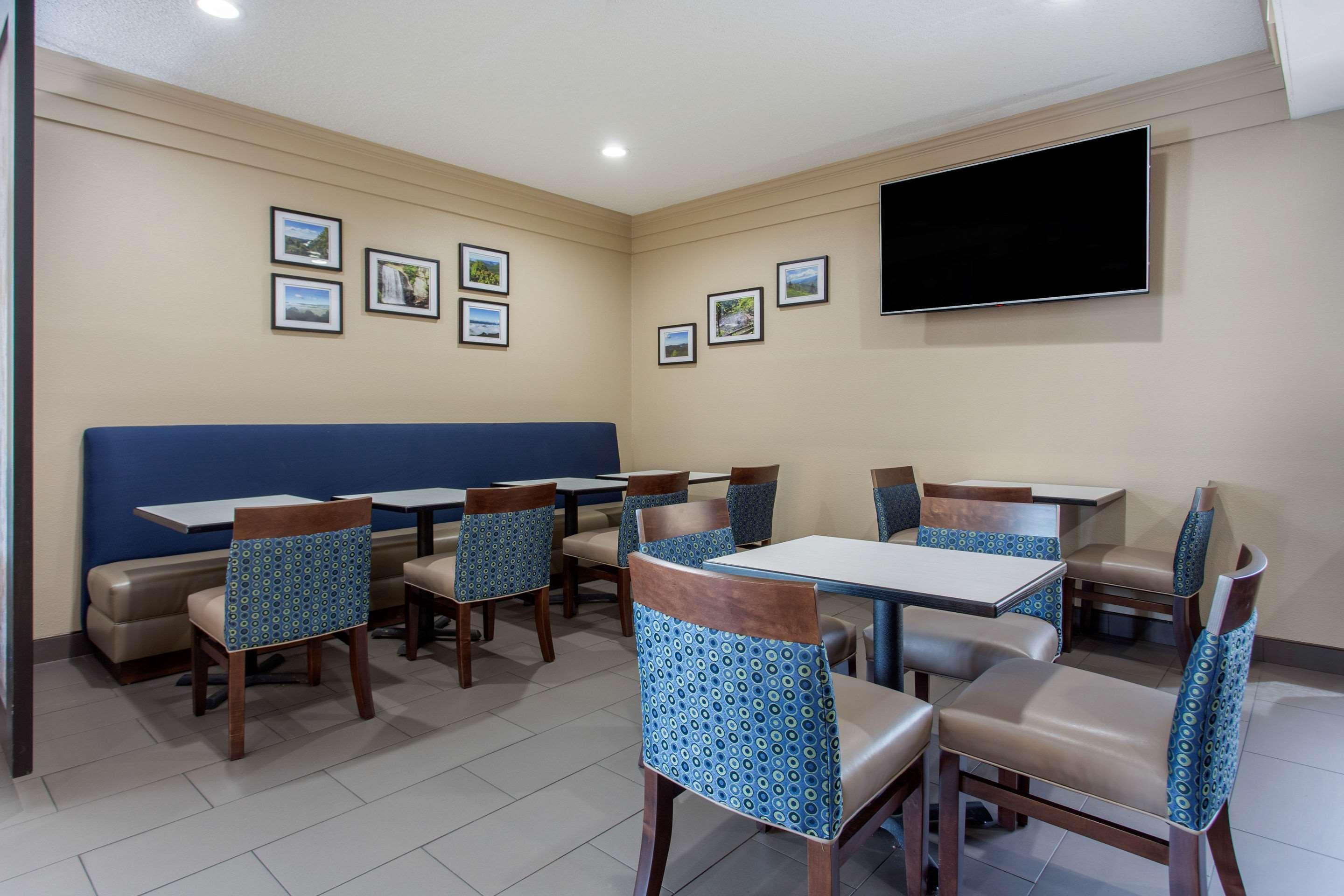 Comfort Inn Asheville East-Blue Ridge Pkwy Access Ngoại thất bức ảnh