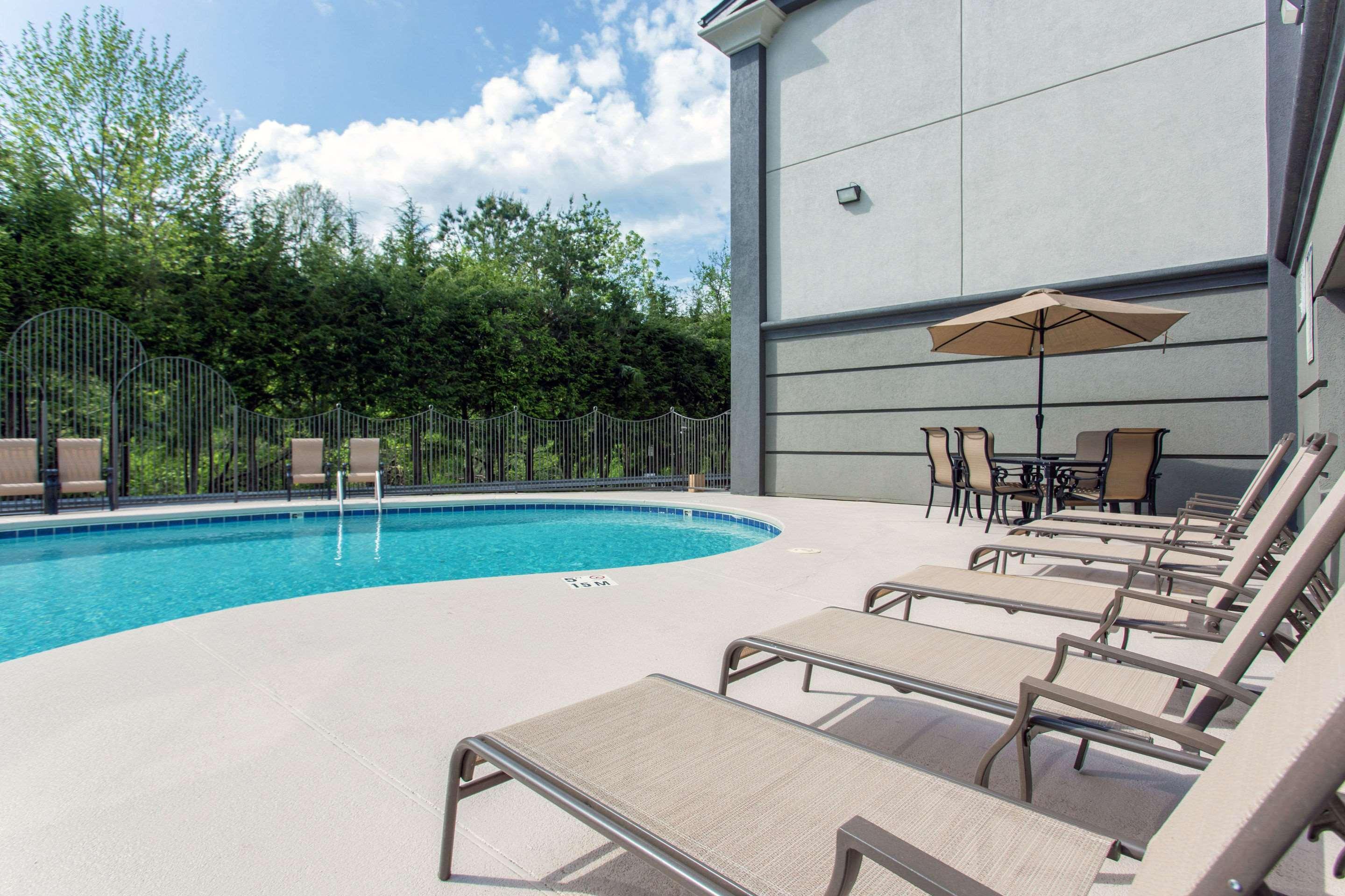 Comfort Inn Asheville East-Blue Ridge Pkwy Access Ngoại thất bức ảnh